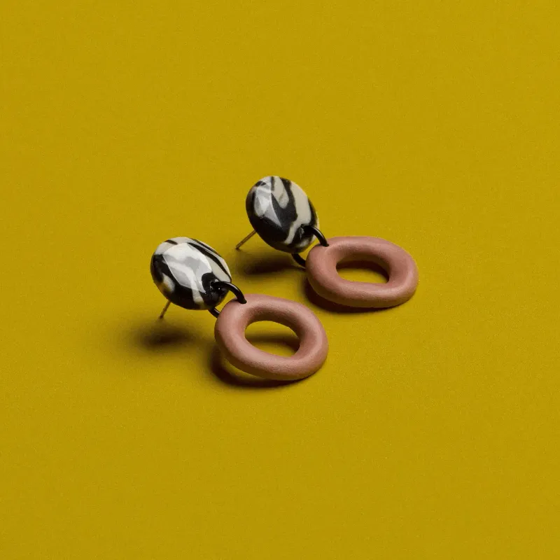 Depeapa | Polymer clay marbled earrings brown &amp; black - handmade in Granada Spain