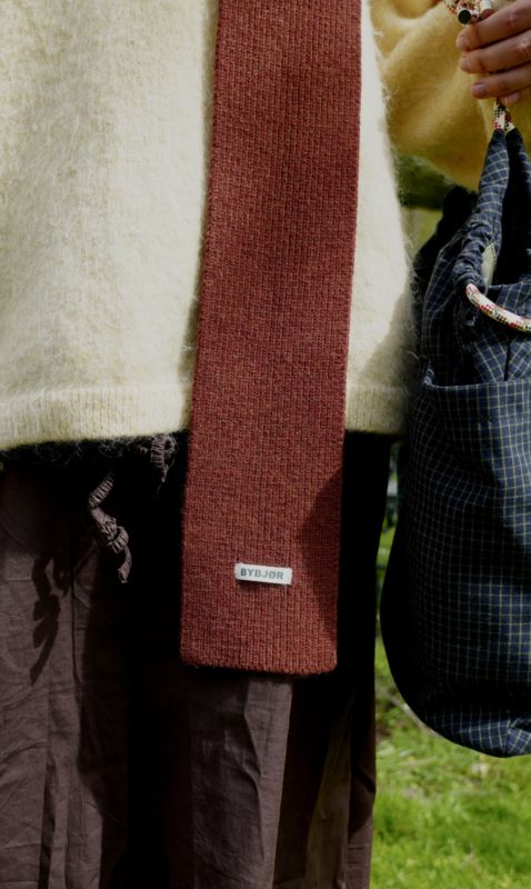 Bybjor | Chunky merino wool ribbon scarf - hazel brown
