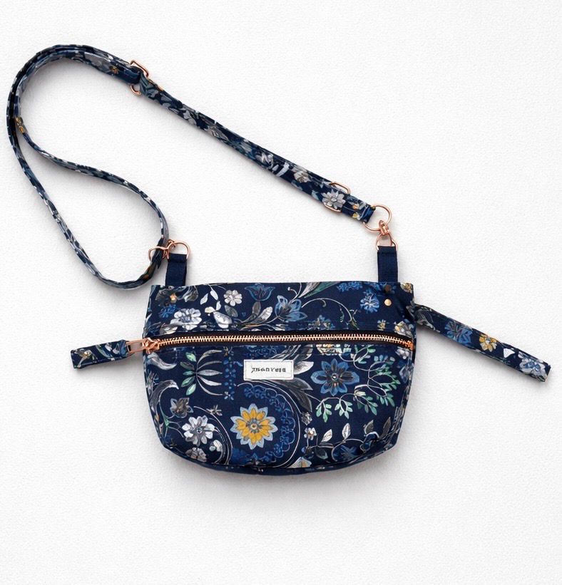 Waist clutch/cross body bag in blue floral Waist clutch/cross body bag in blue floral
