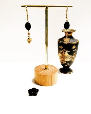 Black Frida flower & dragonfly earrings