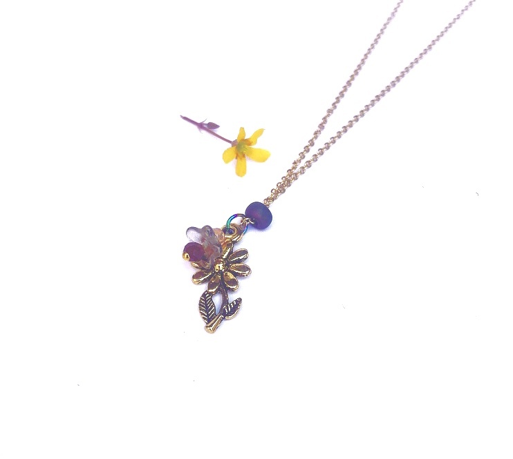 A 2 Flower Necklace