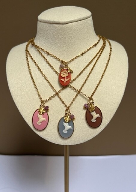 Cameo hummingbird caramel earrings