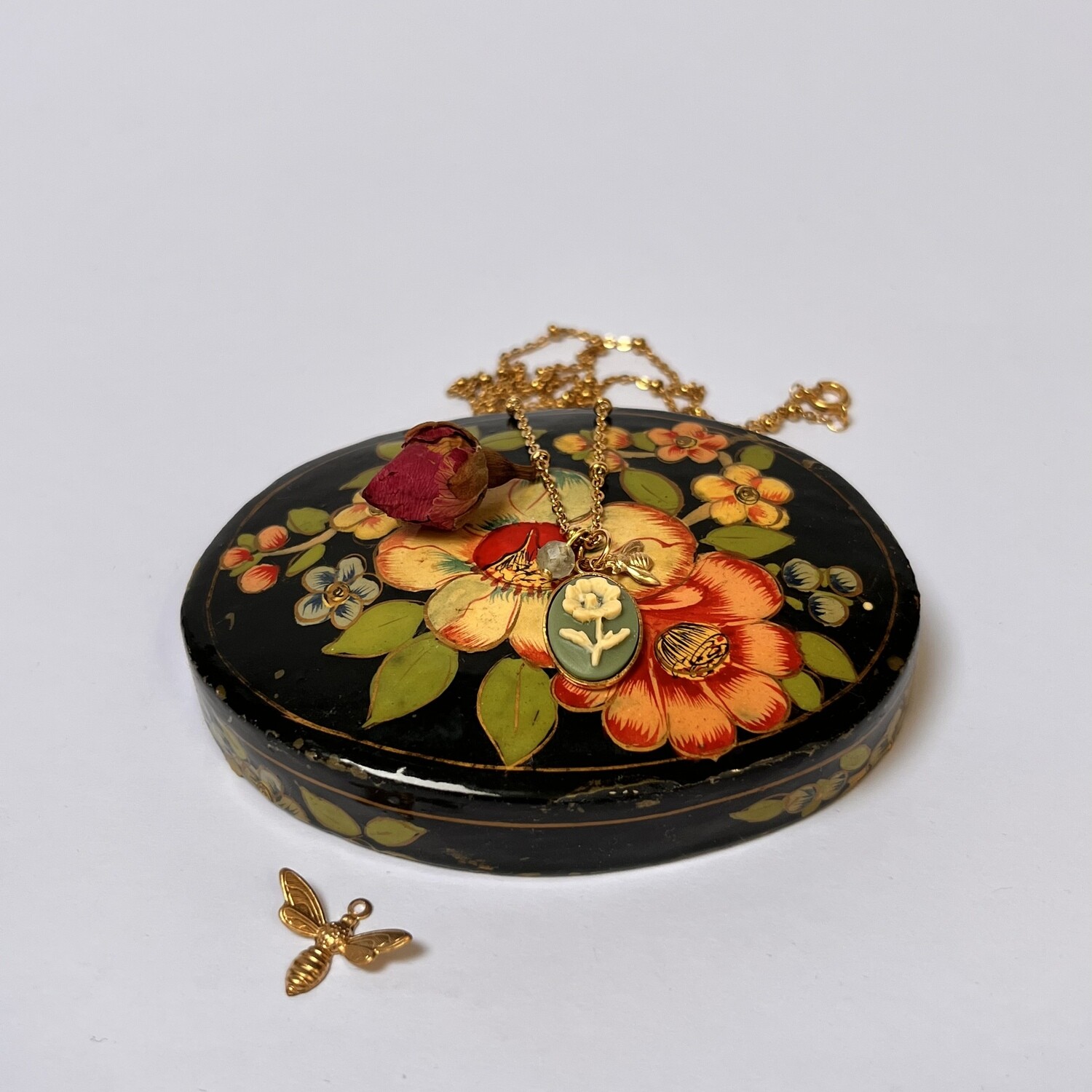 Coral daisy cameo necklace