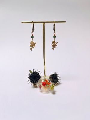 The roses earrings