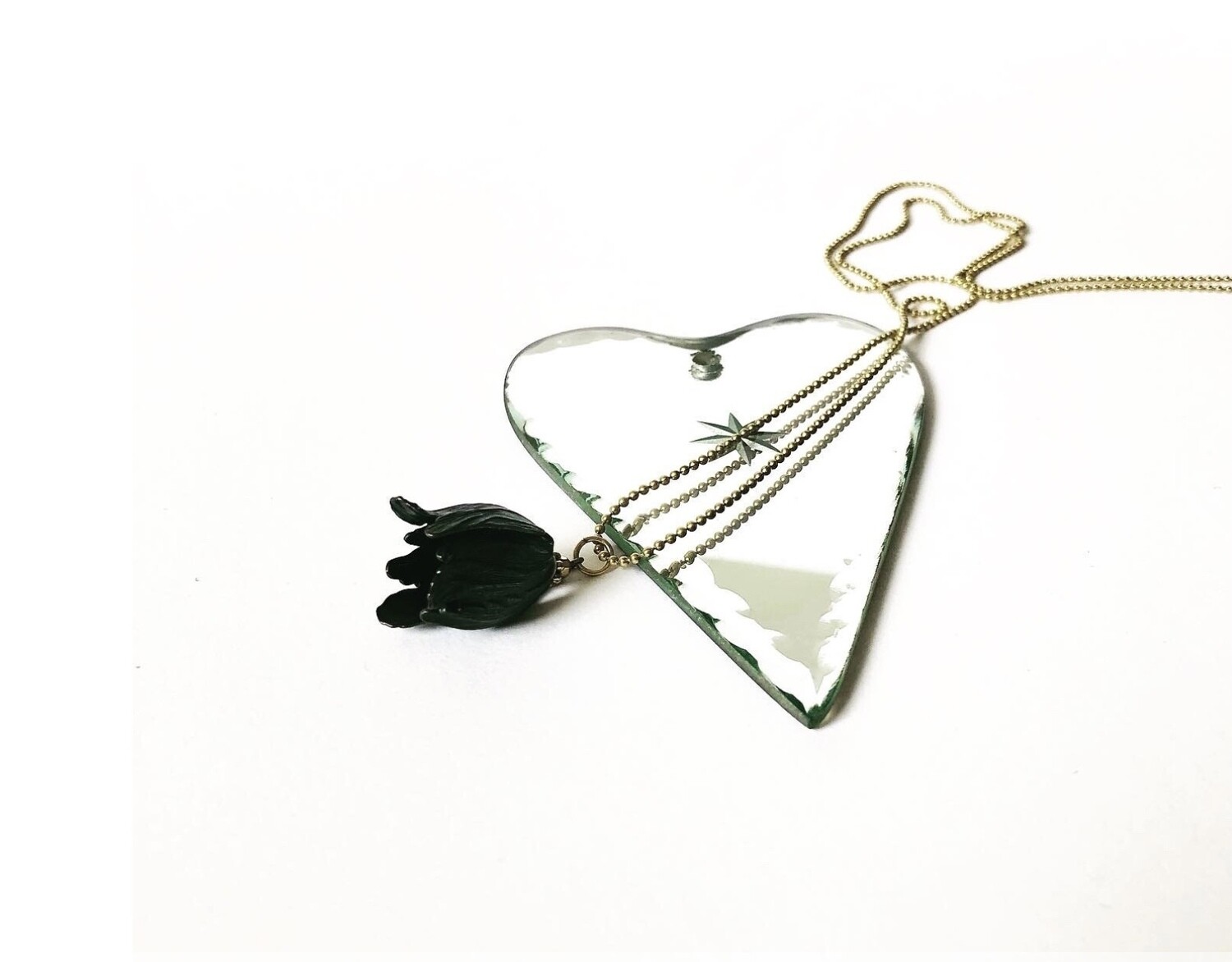 Black tulip ballchain