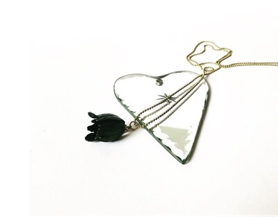 Black tulip ballchain