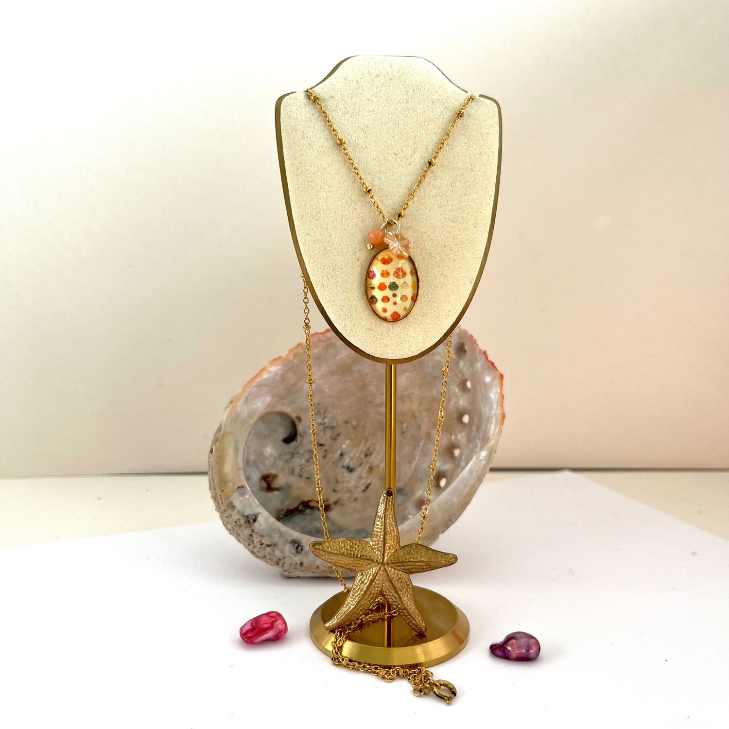 Cameo shells earrings