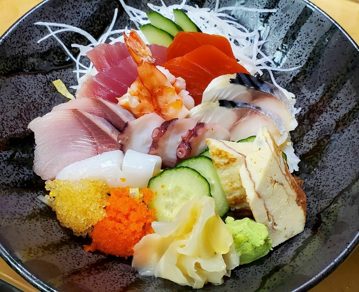 Zen Chirashi Sushi