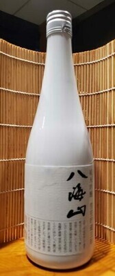 Hakkaisan Snow Aged (Bottle)