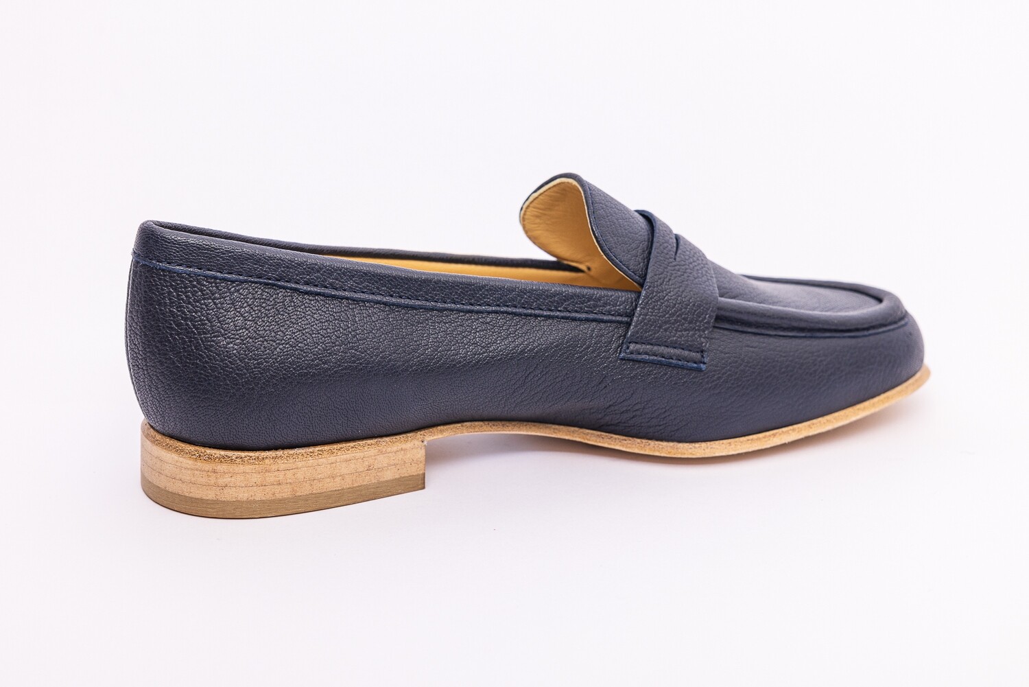 Brunate Schlupfschuhe