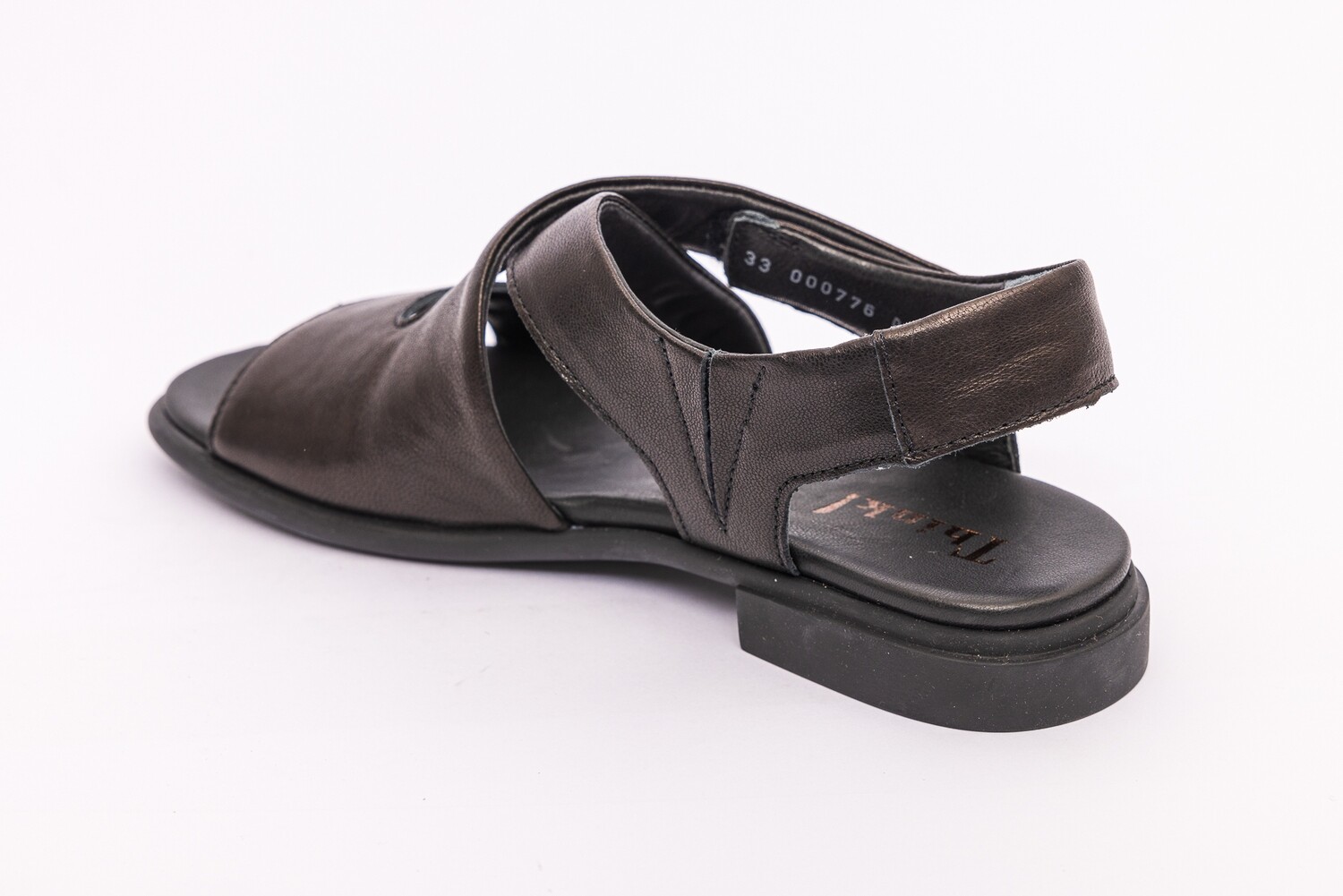 Think! Sandalen