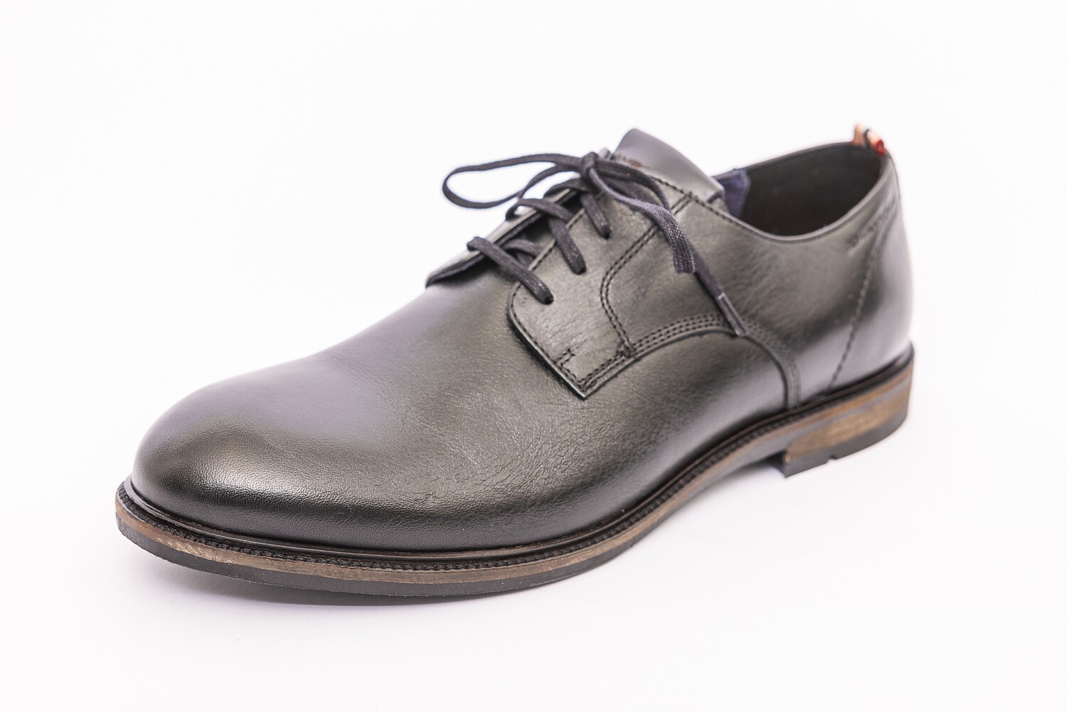 Ambitious Schnürschuhe