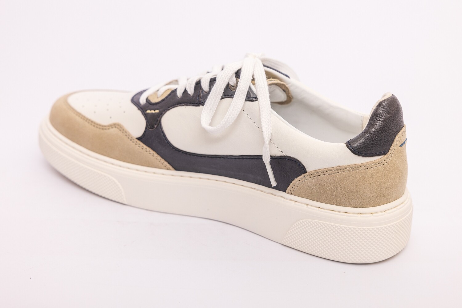 CYBRUS Sneaker