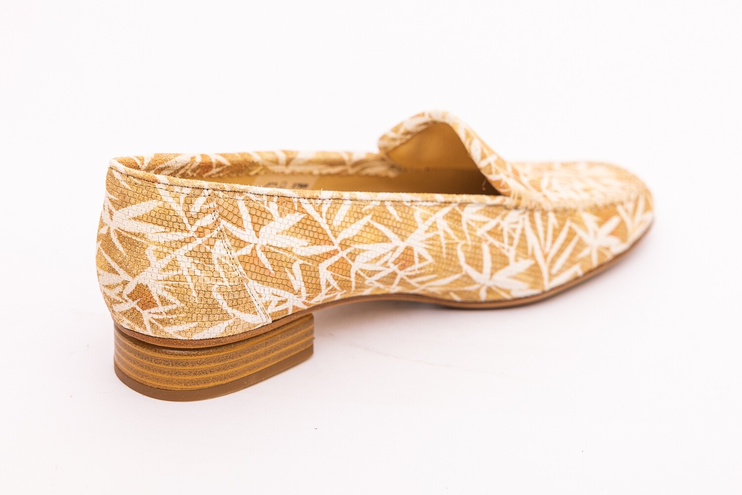 Brunate Schlupfschuhe