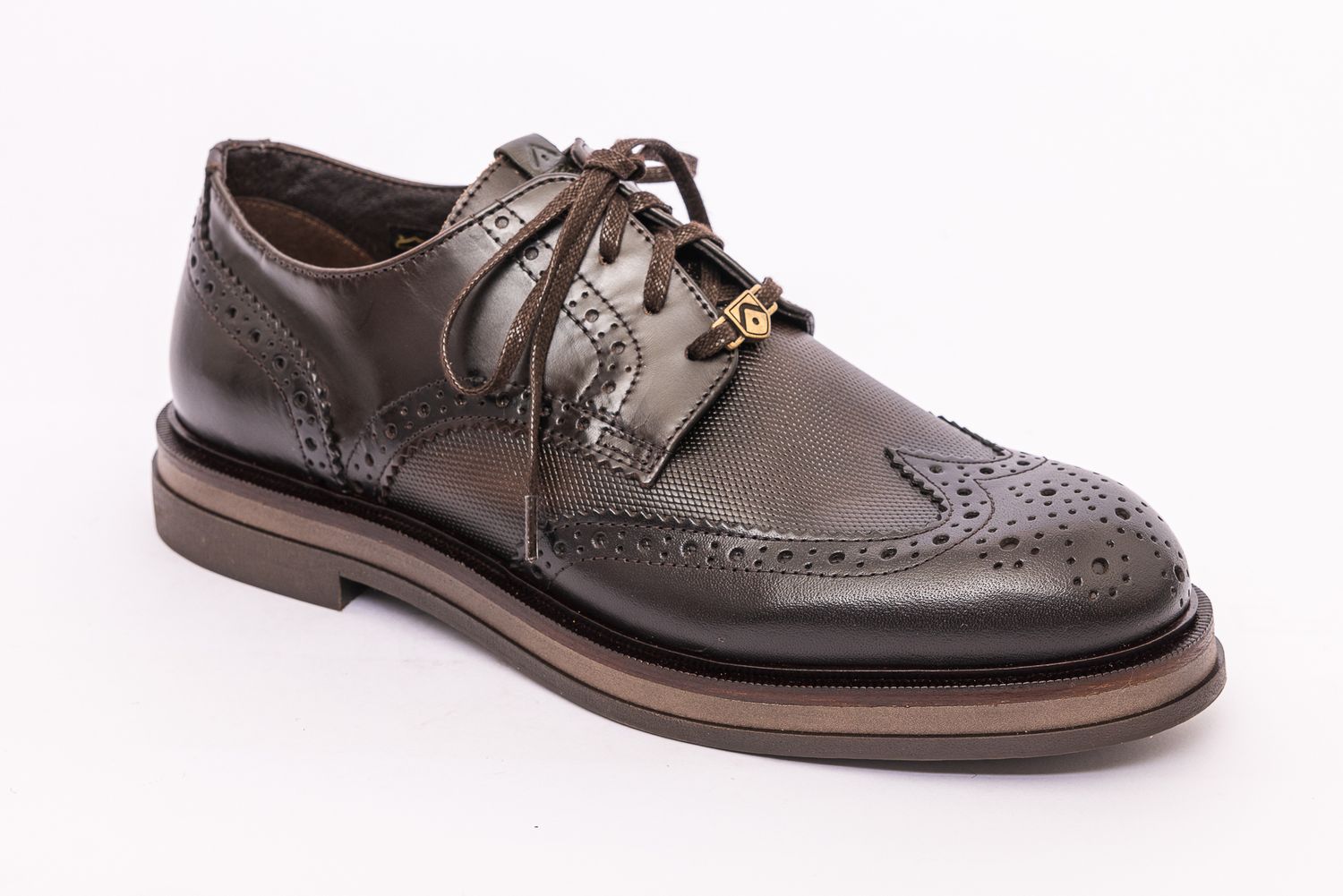 Ambitious Schnürschuhe
