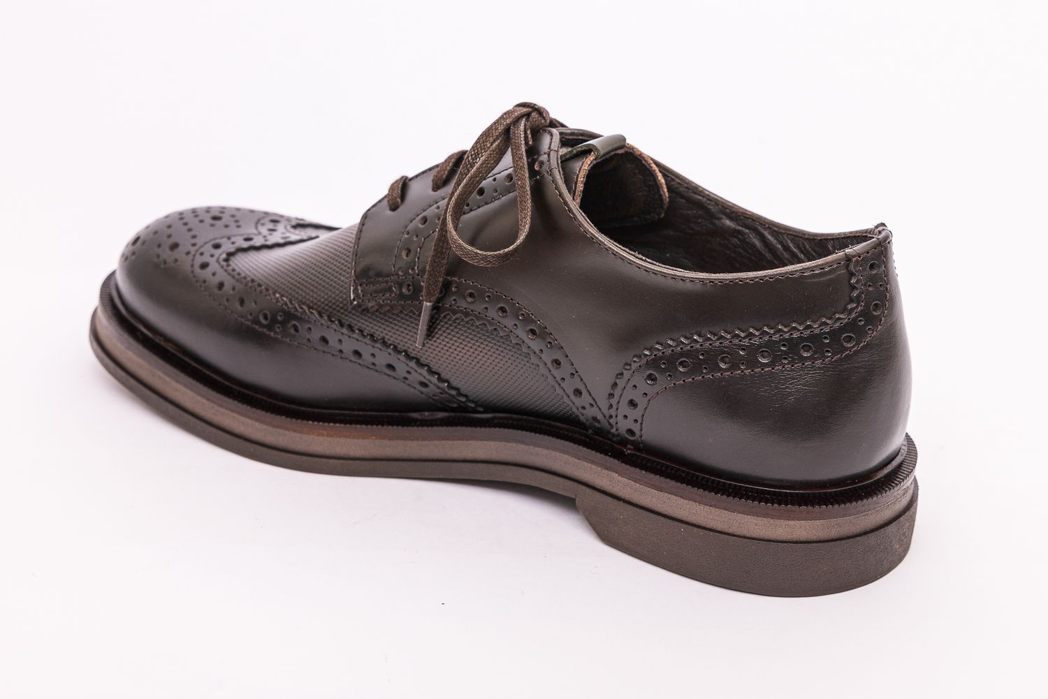 Ambitious Schnürschuhe