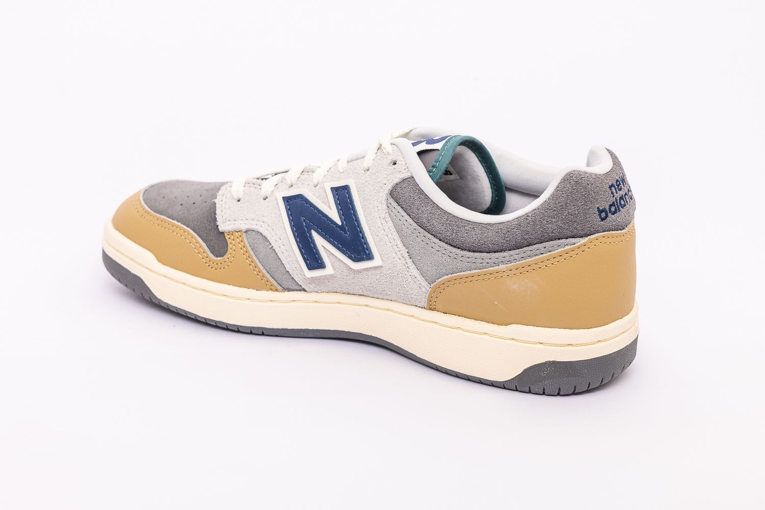 New Balance Sneaker