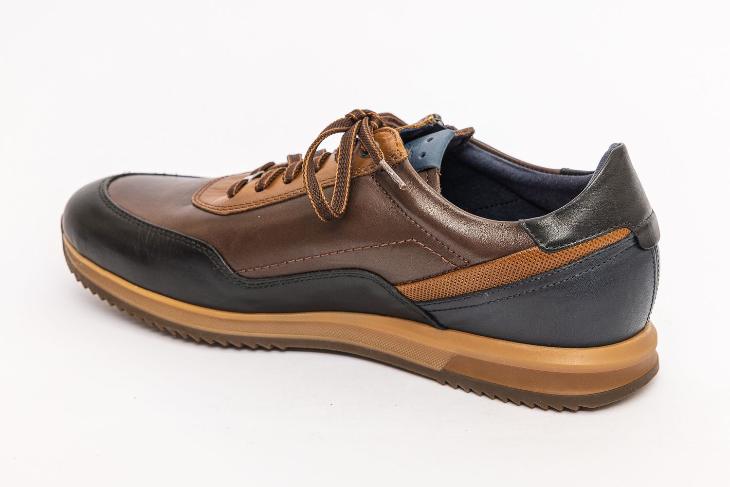 Fluchos Sneaker