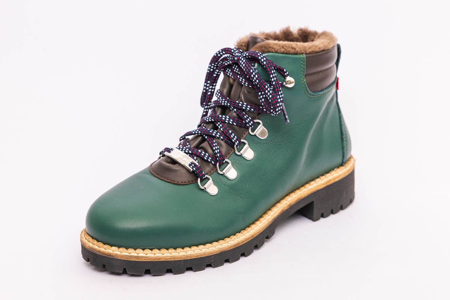 Lienhard Schnürboots