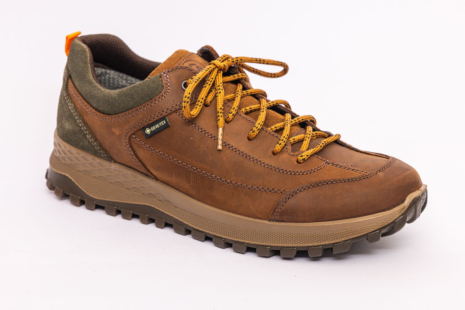 Ara Sneaker
