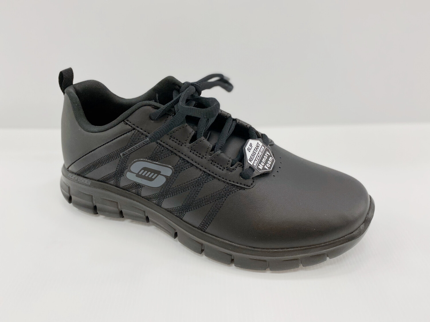 Skechers- Sure Track Erath