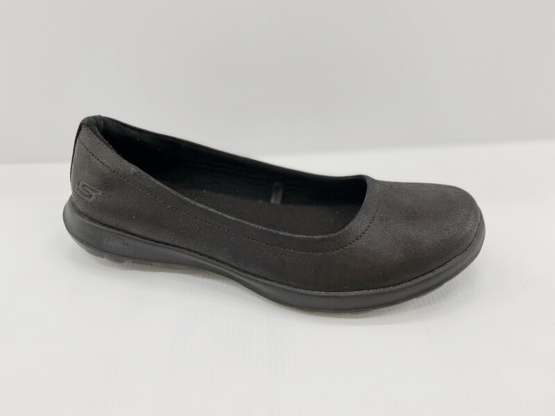 Skechers- Gem
