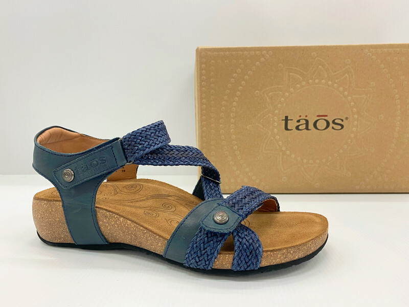 Taos- Trulie, Navy