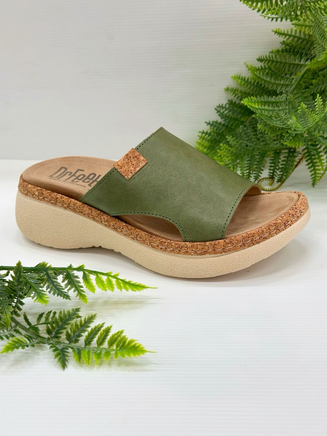 Dr Feet- Hatty