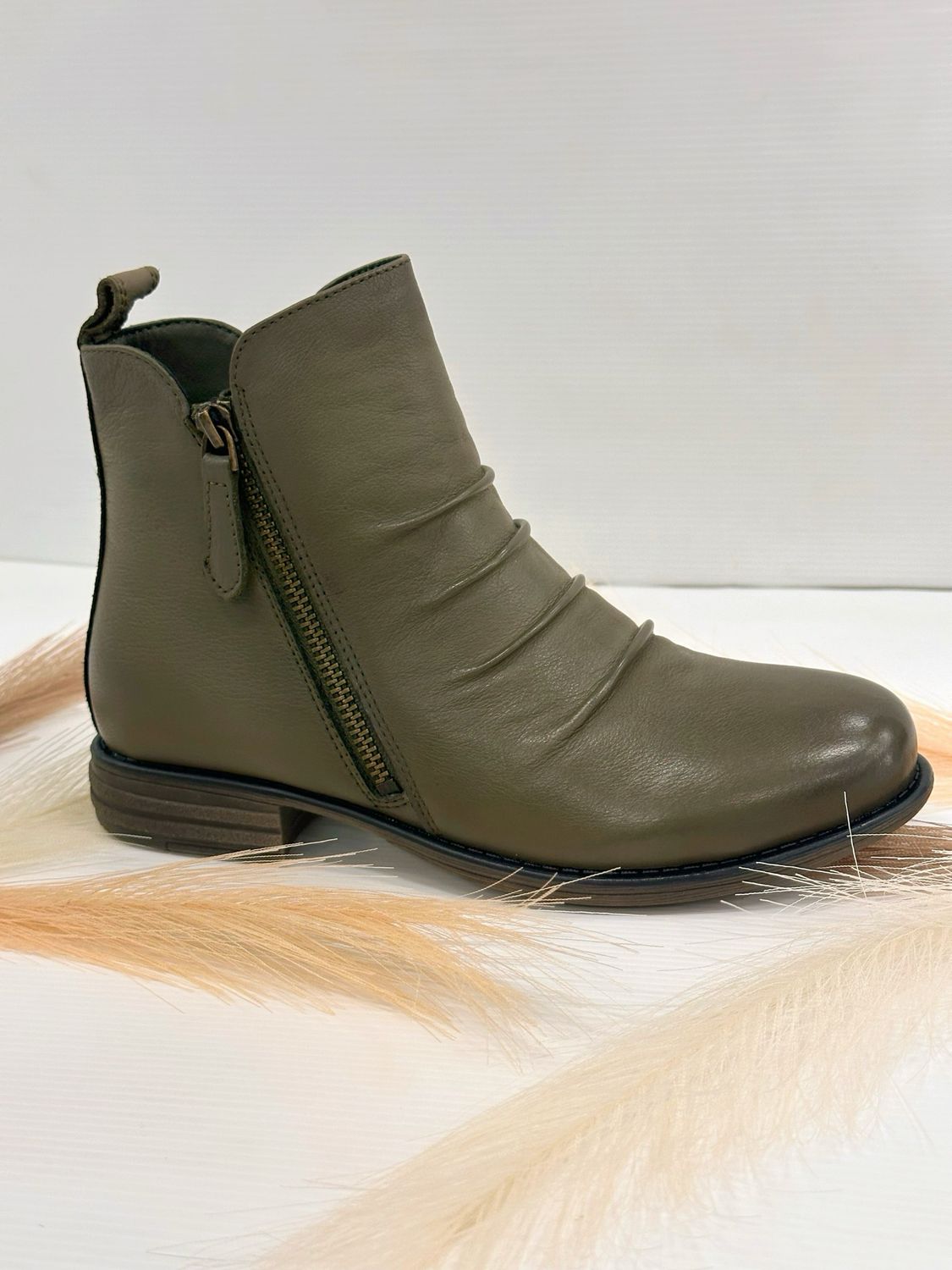 Natural Comfort- Laylah