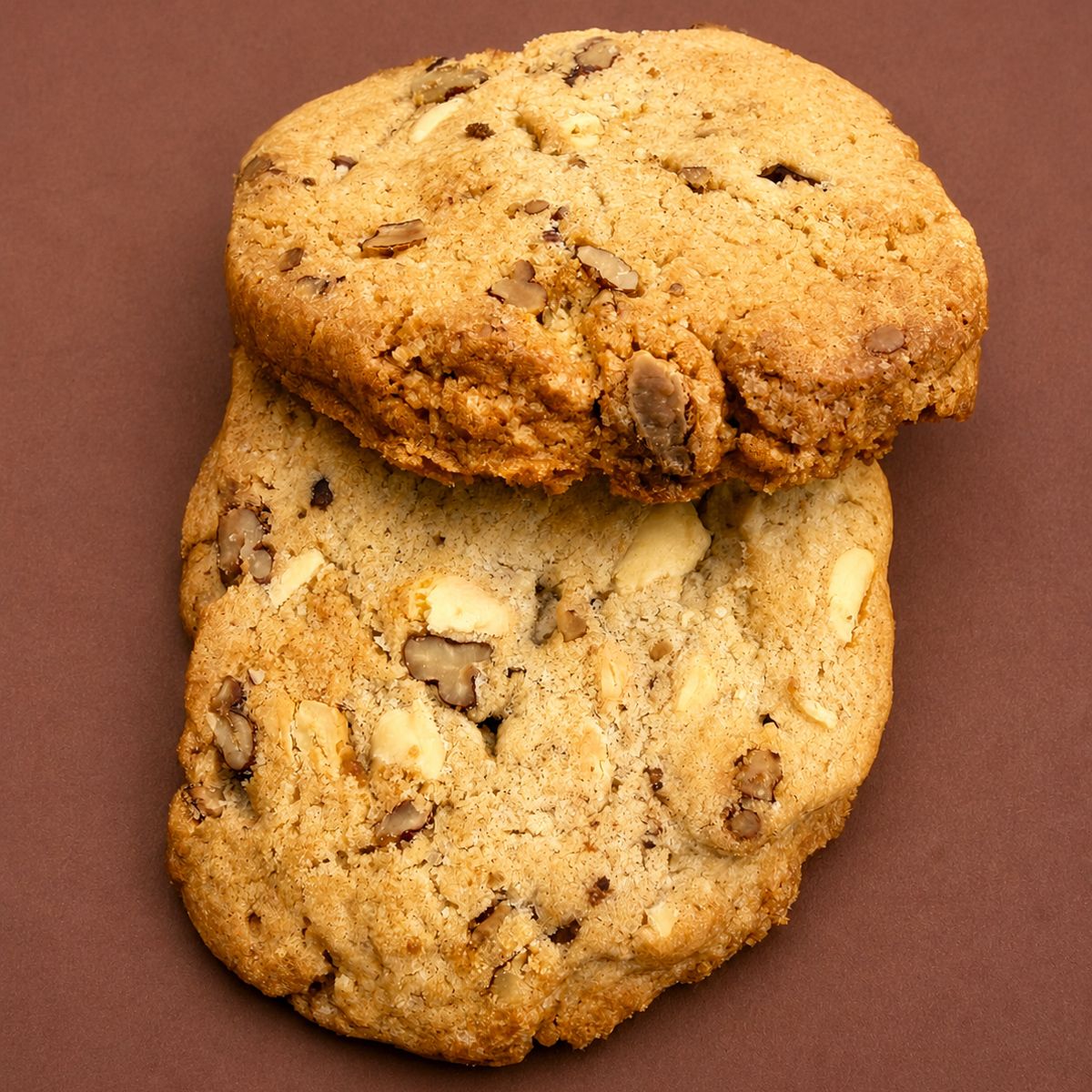 White Chocolate &amp; Pecan Nut Cookie