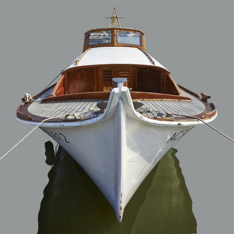 Pinasse blanche au reflet vert (grand format)