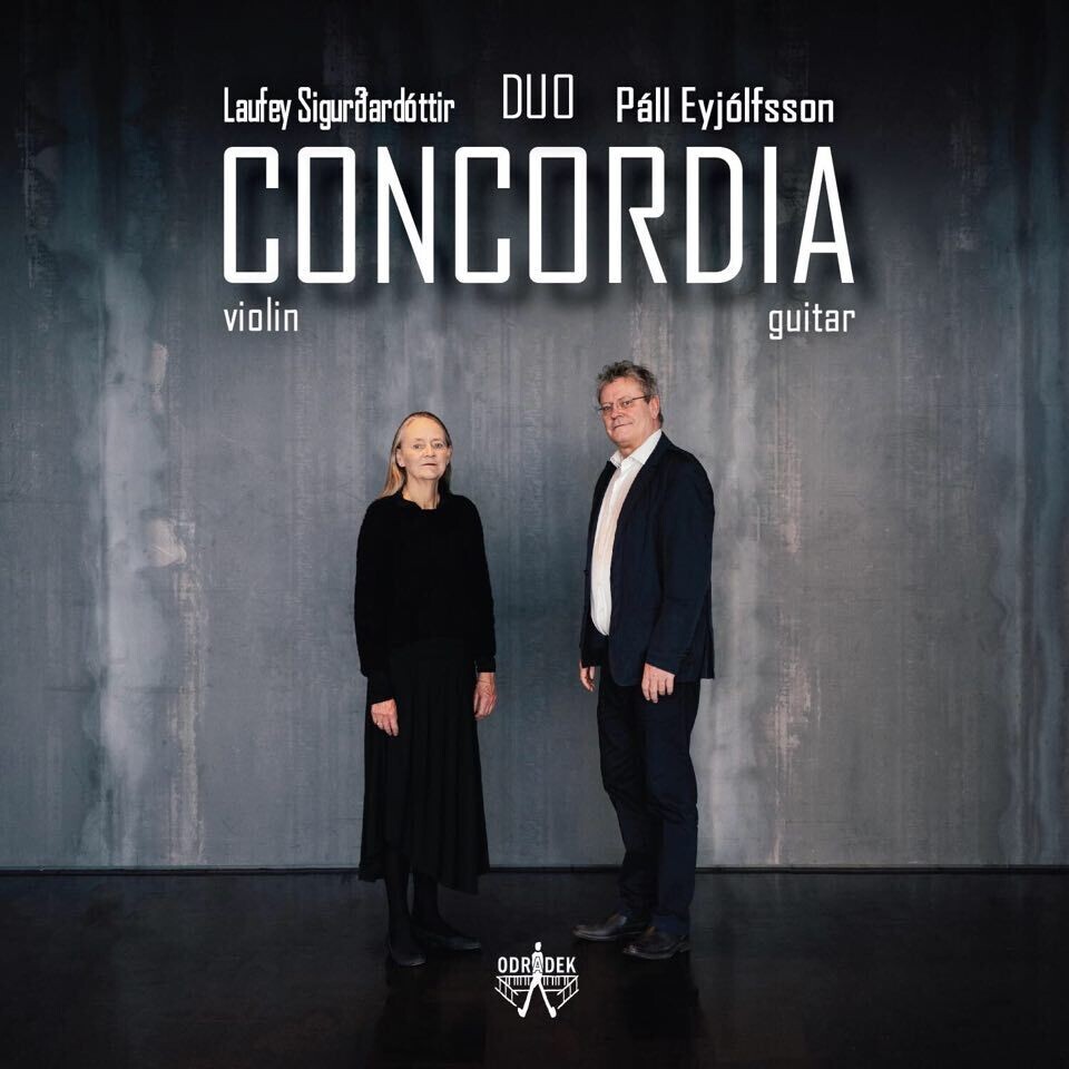 Duo Concordia - Laufey Sigurðardóttir fiðla og Páll
Eyjólfsson gítar