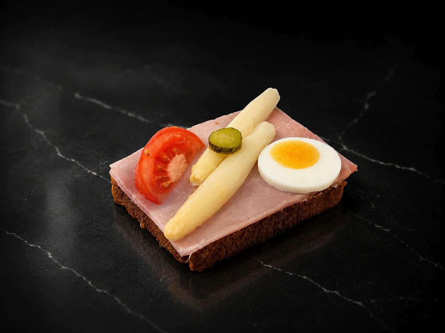 Belegtes Brötchen Schinken