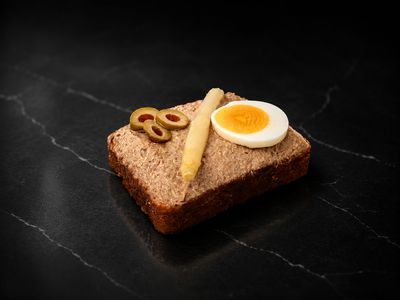 Belegtes Brötchen Thon