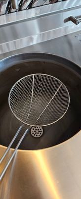 Fritspaan INOX met zwart handvat Ø 24  cm