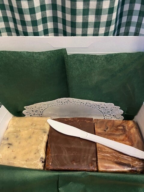 1.5 pounds of fudge