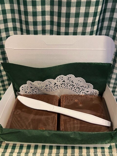 1 pound of fudge