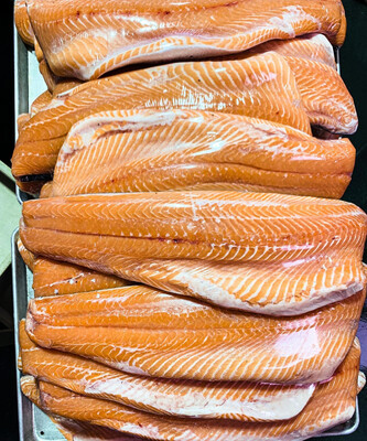 FRESH SALMON FILLET SKIN AND SCALE ON