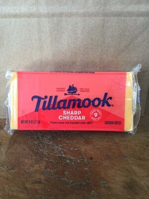 Deli / Cheese / Tillamook Sharp Cheddar 8 oz