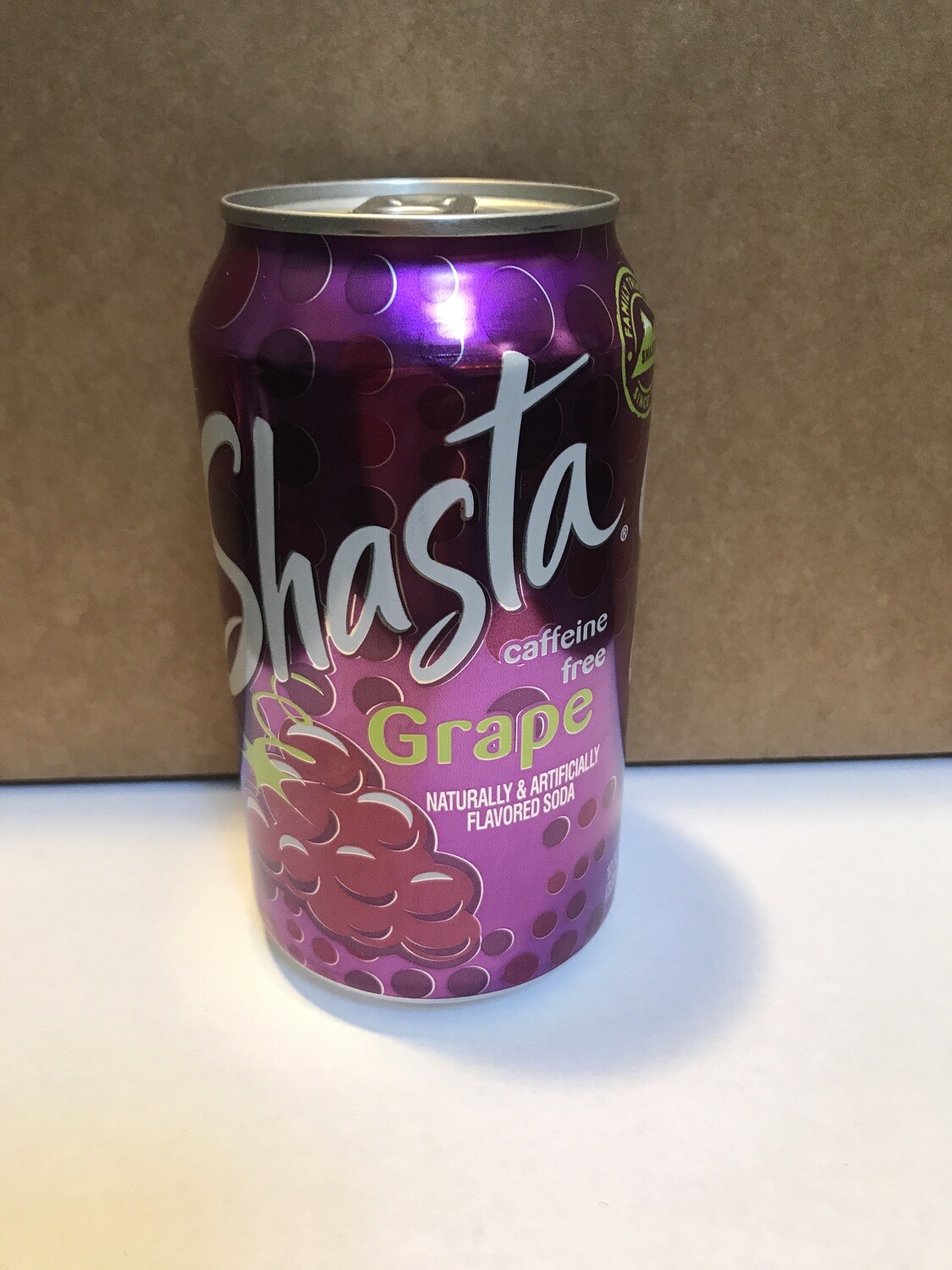 Beverage / Soda / Shasta Grape, 12 oz