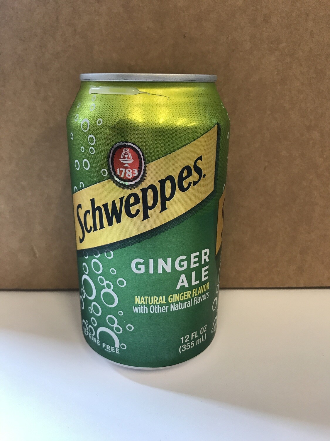 Beverage / Soda / Schweppes Ginger Ale 12 oz