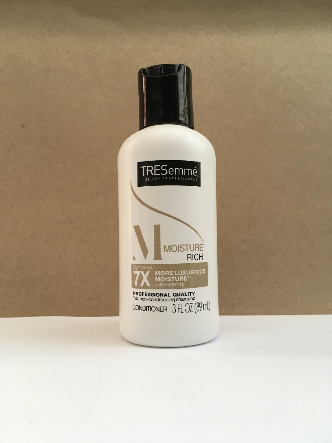 Health and Beauty / Hair Care / Tres Semme Conditioner, 3 oz.