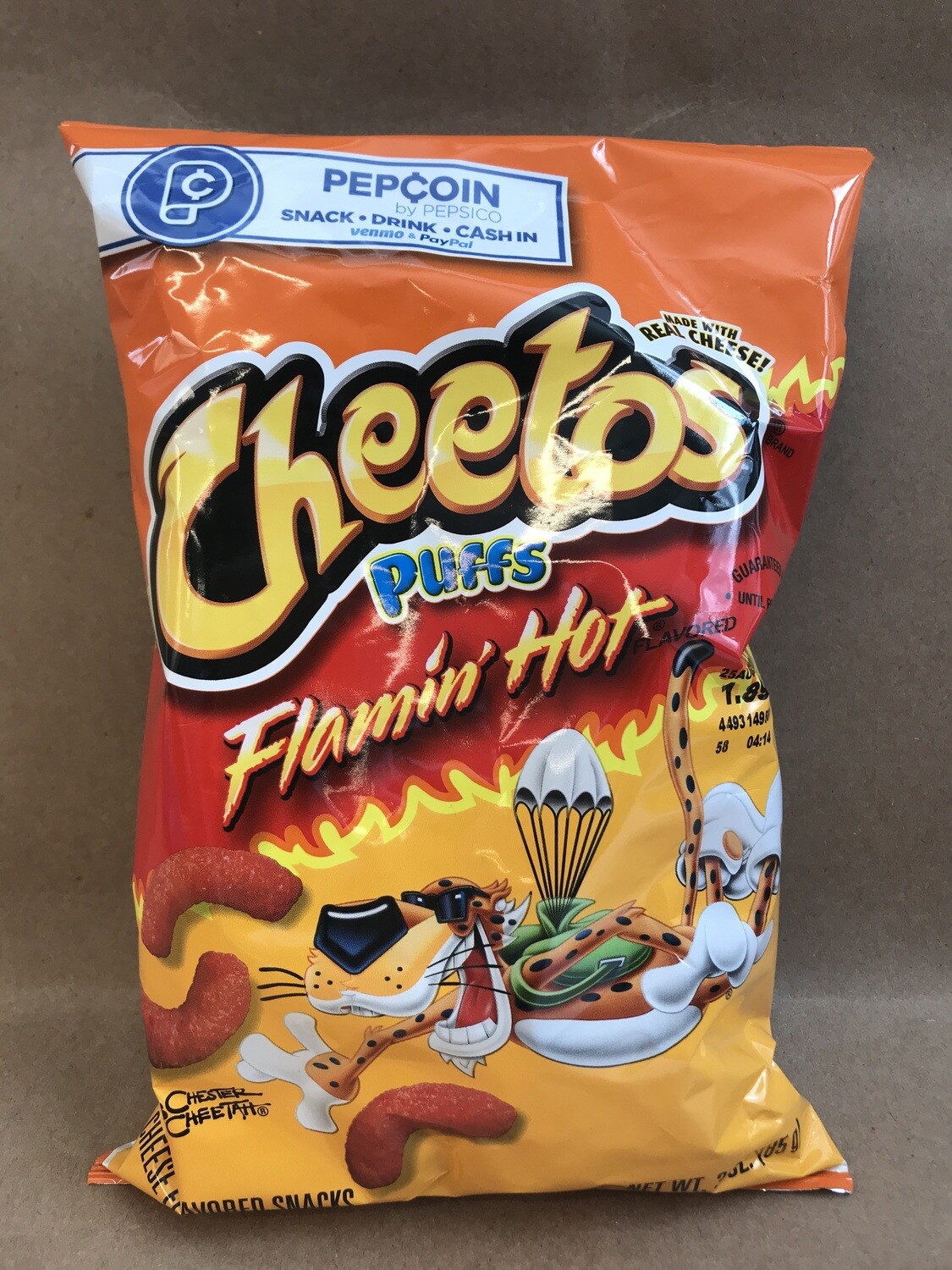 Chips / Small Bag / Cheetos Flamin Puffs, 3.5 oz