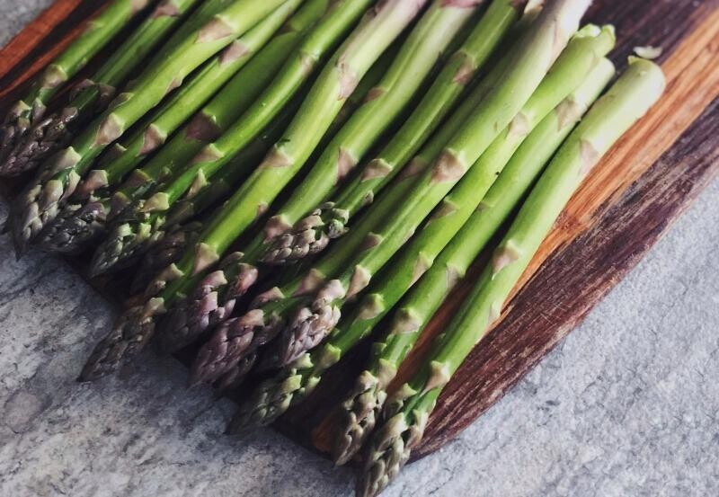 Produce / Vegetable / Organic Asparagus Tips