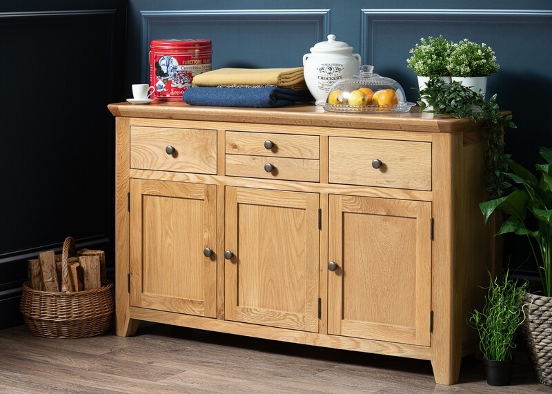 Sideboard 3 Door 3 Drawer DAM505N Sideboard 3 Door 3 Drawer DAM505N