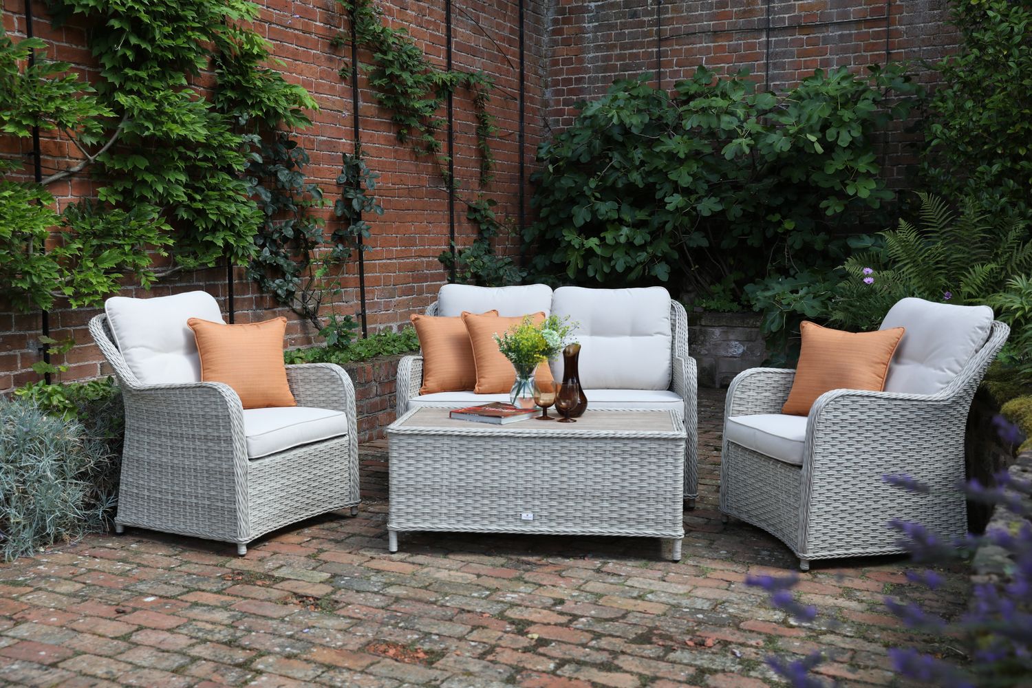 Hemsby Lounge Set with 110x60cm Rectangular Coffee Table