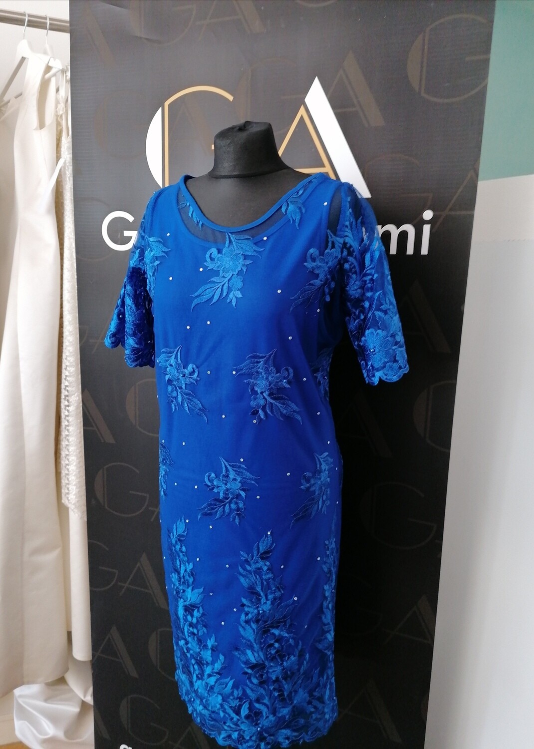 SAMPLE. Kleid aus Spitze