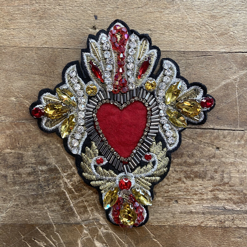 Applicazione Cuore Sacro con raggi Strass e Perline Bordeaux