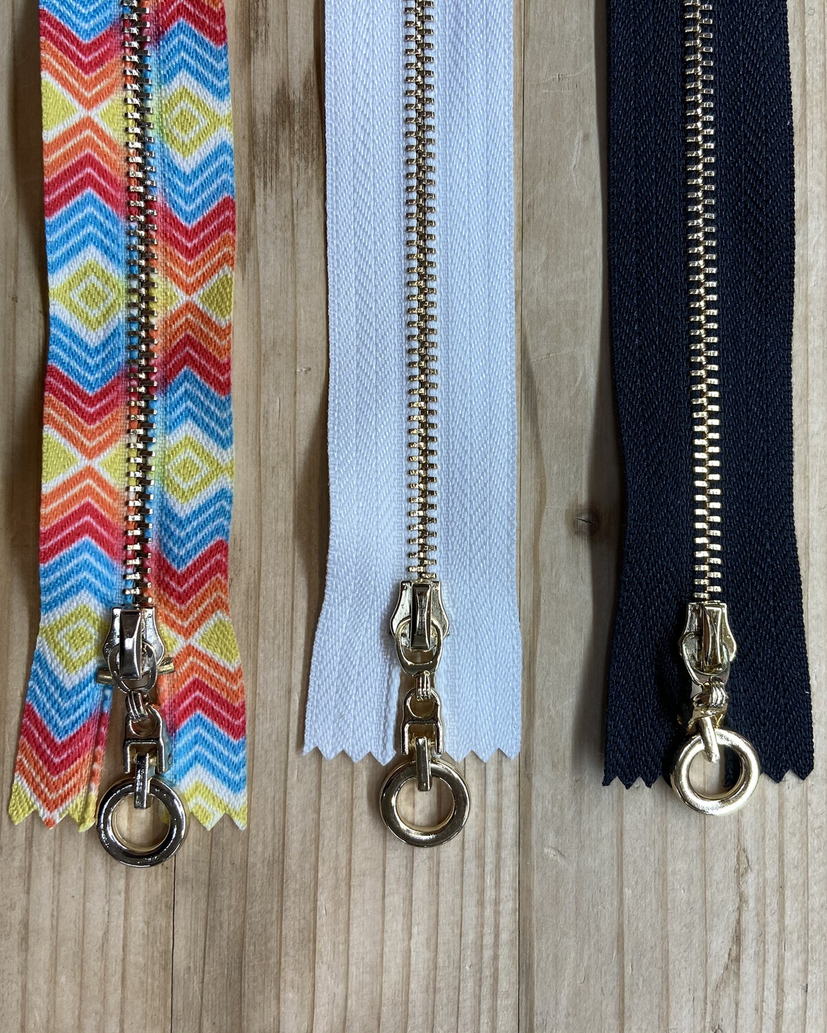 Zip 20 cm con Cursore Tondo Oro