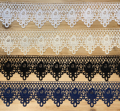 Pizzo Macramè con Rose